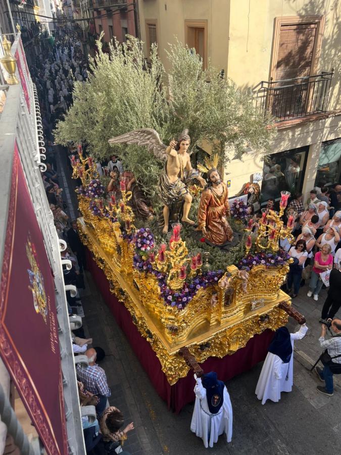 Santa Escolastica En Pleno Centro De Granada Buitenkant foto